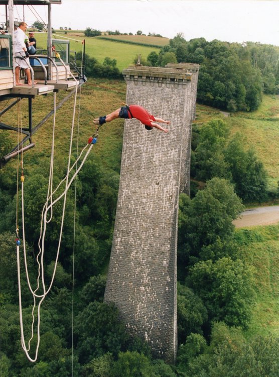 10ème saut (2)07-09-00.JPG
