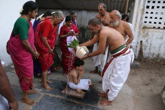 400894022_gayatriinitiation.jpg.fb5d451e4b1f862aaf1808a815fe6253.jpg