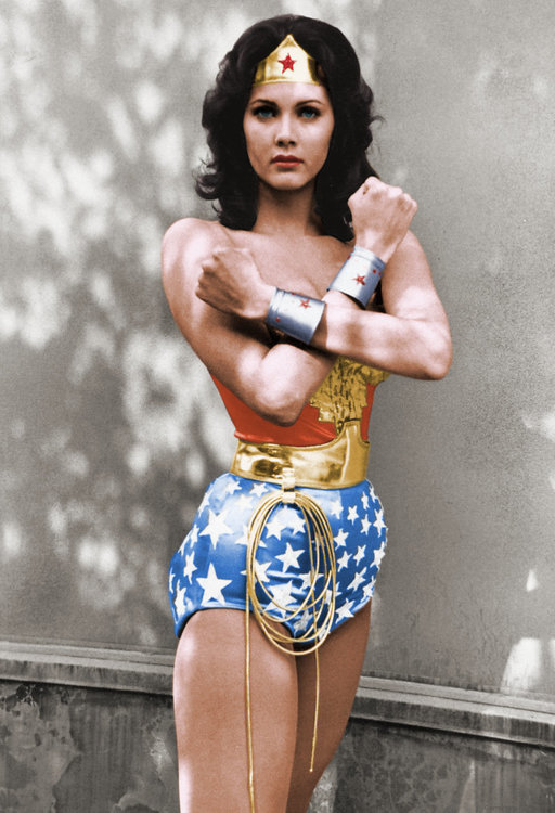 Lynda_Carter_Wonder_Woman.jpg