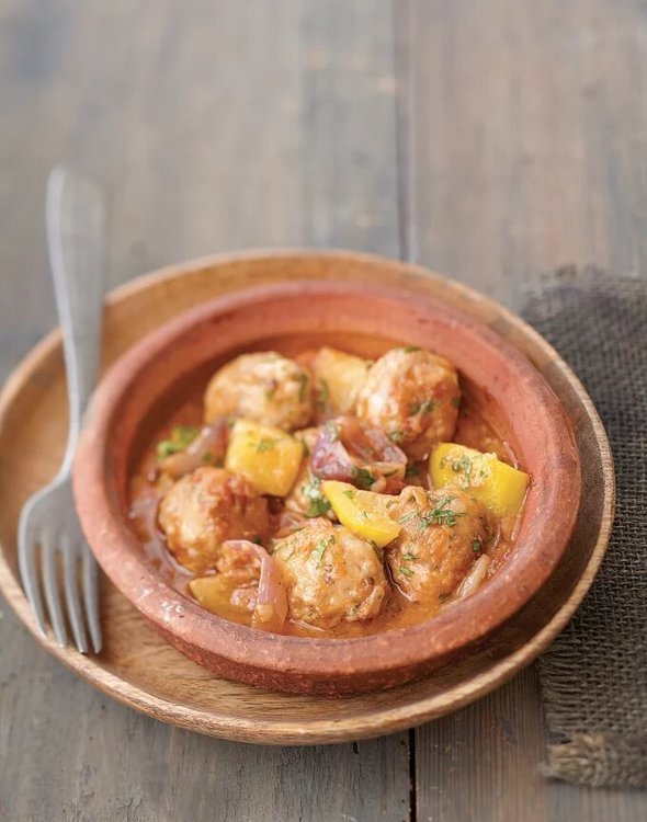 tajine-de-kefta-au-citron-confit-et-coriandre.jpg