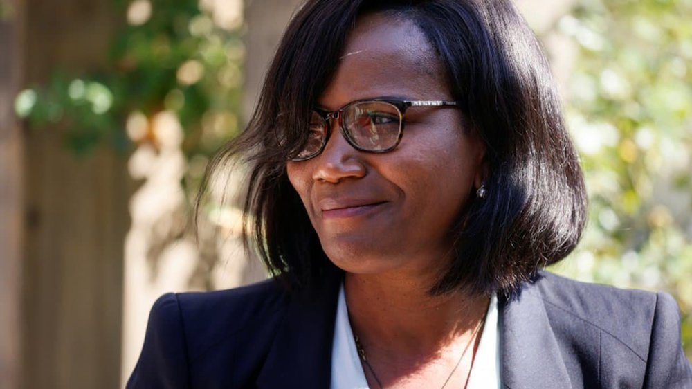 La-secretaire-dEtat-chargee-de-legalite-entre-les-femmes-et-les-hommes-Elisabeth-Moreno-a-Saint-Denis-Seine-Saint-Denis-le-2-septembre-2020-392180.jpg