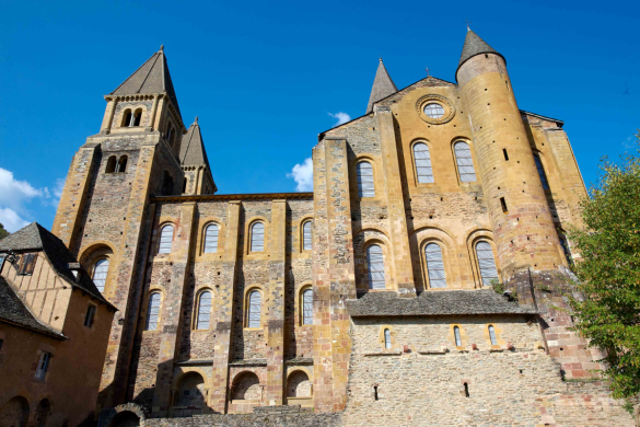 abbatiale-conques-medium.png.29f97eb976adc147e999b98a294dddc4.png