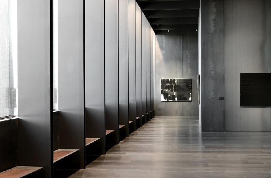 musee-soulages-6-large.jpg.c009c9de63110c6867b231c431fbb476.jpg