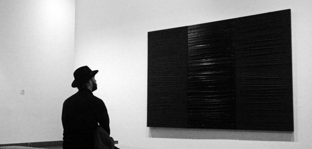 pierre-soulages-outrenoir-4.thumb.jpg.819d015aa9821a08f78071420d3417db.jpg