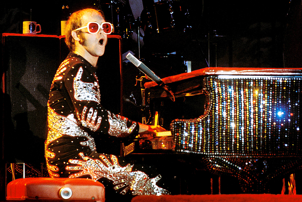 elton-john-1975.jpg