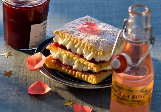menu-2-millefeuilles-roses.jpg.e4ca13d616421f5f21452fa9c4ccf8db.jpg