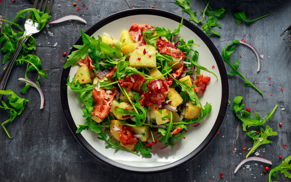 salade-de-pissenlits-aux-pommes-de-terre-et-lardons.jpg.22481c0446350016e9b086da05a45137.jpg