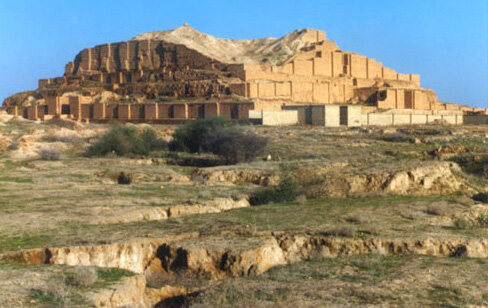 ziggurat.jpg.889c0e1a6eaa009f7c92cbaf1a709c40.jpg